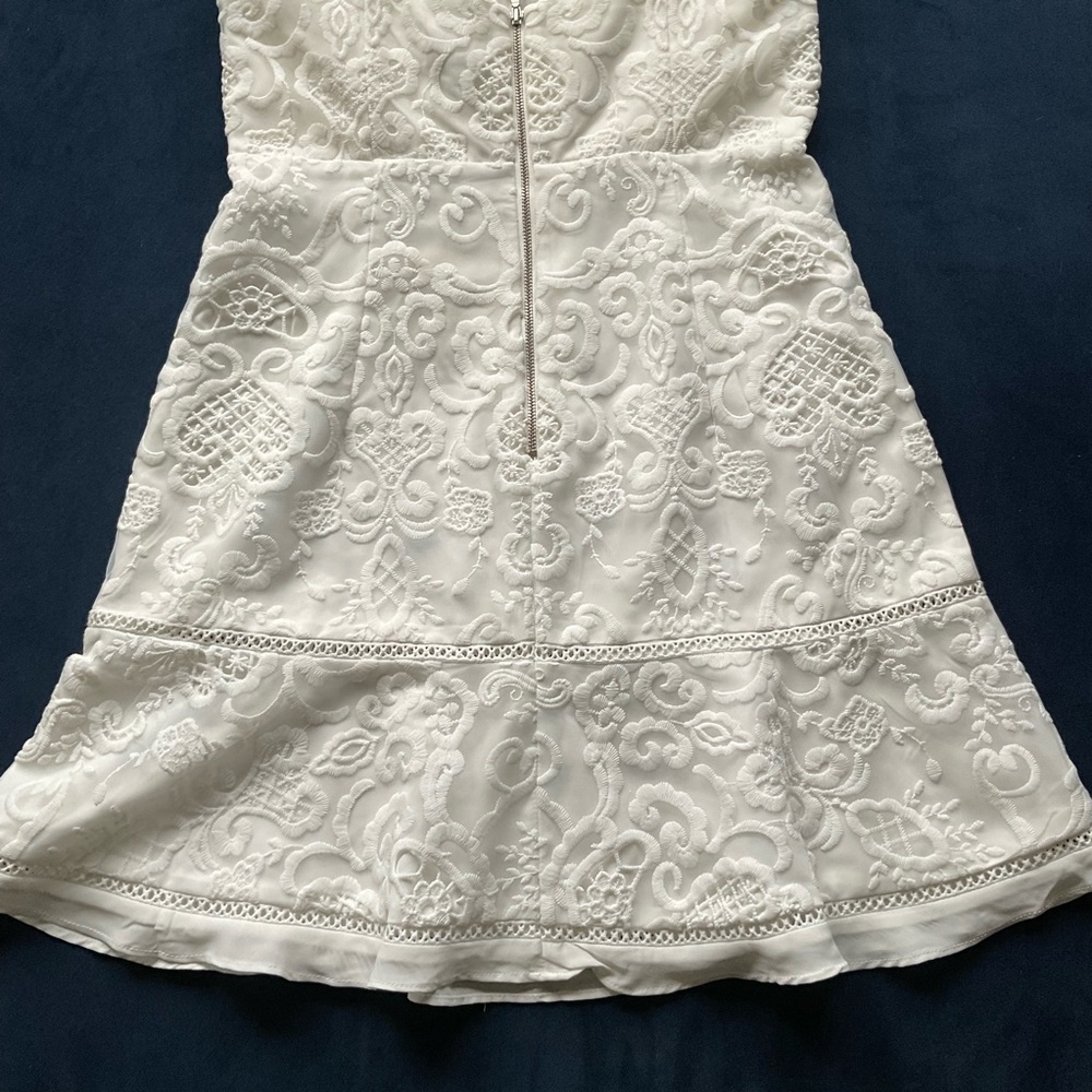 🆕 BARDOT Lilya Dress in Ivory - Picture 12 of 12